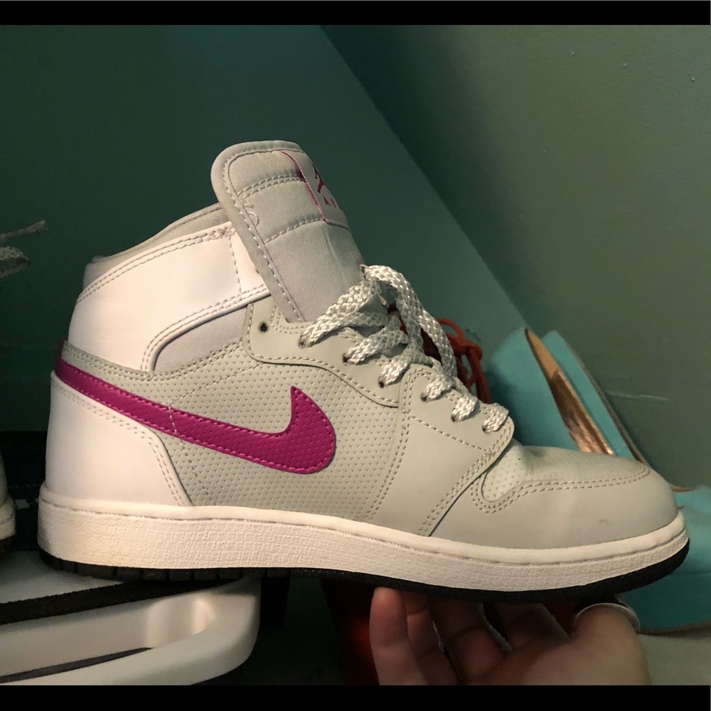 Girls Jordan Hightop youths 4.5